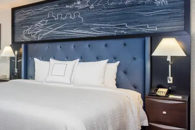 Photo 5 - Courtyard by Marriott Boston Brookline