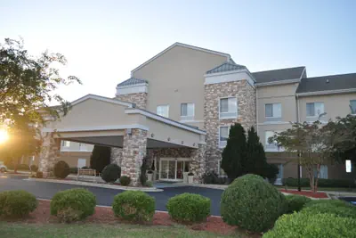 Photo 2 - Holiday Inn Express Williamston by IHG