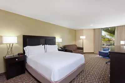 Photo 3 - Holiday Inn Express Newport Beach by IHG