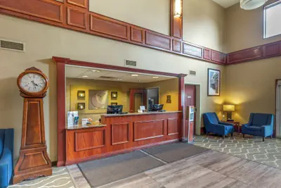 Photo 2 - Comfort Inn & Suites Rapid City South - Mt. Rushmore Gateway