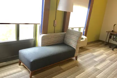 Photo 5 - Holiday Inn Express & Suites Houston - Memorial Park Area by IHG