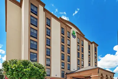 Photo 2 - Holiday Inn Express & Suites Houston - Memorial Park Area by IHG