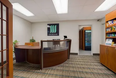 Photo 3 - MainStay Suites Wilmington - University Area