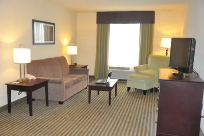 Photo 4 - Holiday Inn Express Sarasota East - I-75 by IHG
