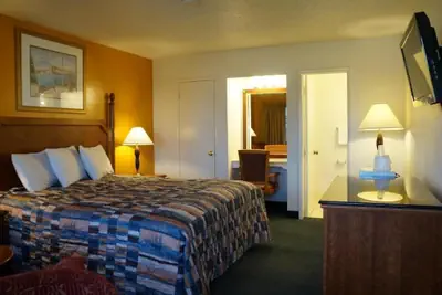 Photo 5 - Classic Inn Red Bluff