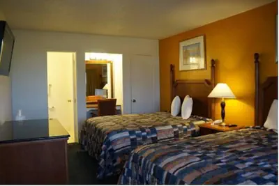 Photo 3 - Classic Inn Red Bluff