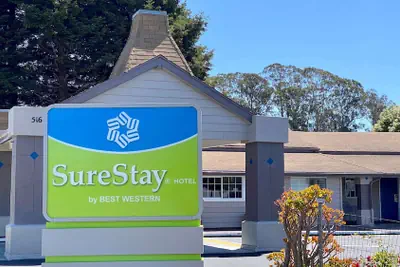Photo 2 - SureStay Hotel by Best Western Santa Cruz