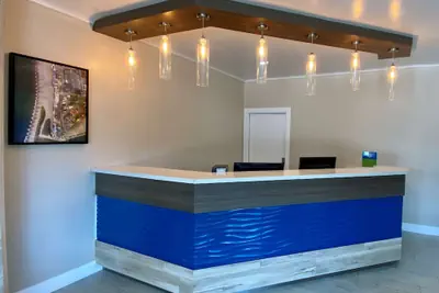 Photo 5 - SureStay Hotel by Best Western Santa Cruz
