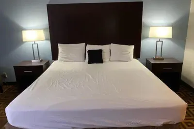 Photo 5 - Red Lion Inn & Suites Post Falls