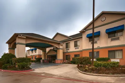 Photo 2 - Best Western Executive Inn & Suites