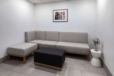 Photo 5 - La Quinta Inn & Suites by Wyndham Meridian