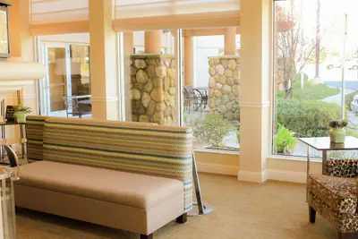 Photo 4 - Hilton Garden Inn Redding