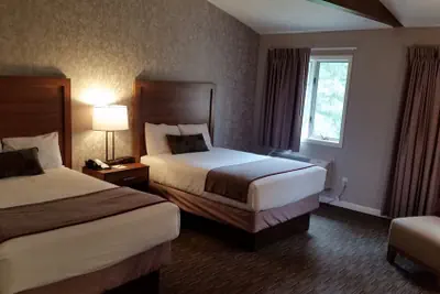 Photo 4 - Treetops Resort
