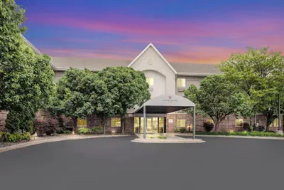 Photo 2 - Candlewood Suites Appleton by IHG