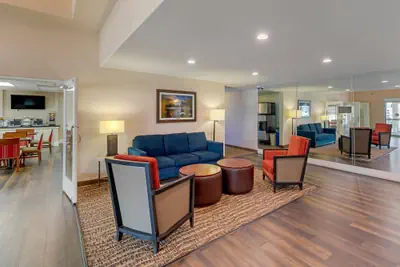 Photo 3 - Comfort Suites Victorville-Hesperia