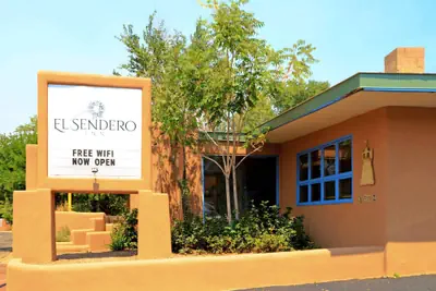 Photo 2 - El Sendero Inn, an Ascend Collection Hotel