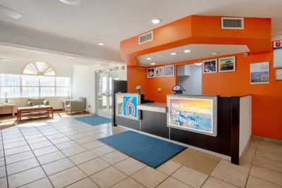 Photo 3 - Motel 6 El Paso, TX - Southeast