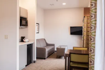Photo 4 - Holiday Inn Express & Suites Sweetwater by IHG