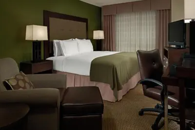 Photo 3 - Holiday Inn Express & Suites Sweetwater by IHG