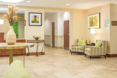 Photo 4 - Holiday Inn Manchester Airport by IHG