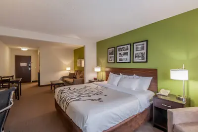 Photo 3 - Sleep Inn & Suites Harrisonburg near University