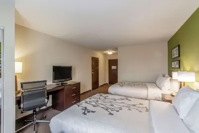 Photo 5 - Sleep Inn & Suites Harrisonburg near University