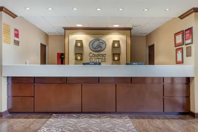 Photo 5 - Comfort Suites Rolla