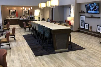 Photo 3 - Hampton Inn & Suites Ann Arbor West