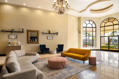 Photo 4 - Hotel Marguerite Anaheim/Garden Grove, Trademark Collection by Wyndham