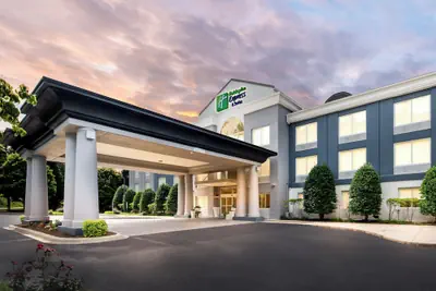 Photo 2 - Holiday Inn Express & Suites Sylva - Western Carolina Area by IHG