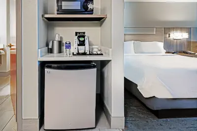 Photo 4 - Holiday Inn Express Harvey-Marrero by IHG