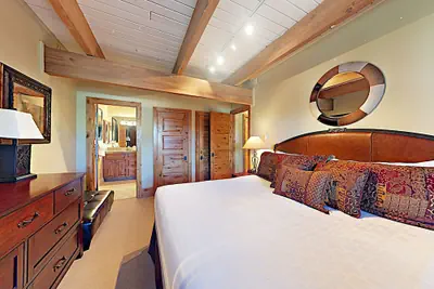 Photo 5 - The Timberline Condominiums