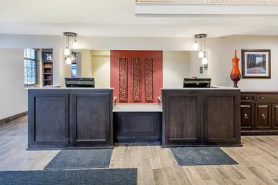 Photo 3 - Country Inn & Suites by Radisson, Grandville-Grand Rapids West, MI