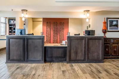 Photo 5 - Country Inn & Suites by Radisson, Grandville-Grand Rapids West, MI