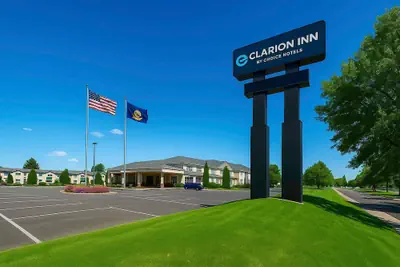 Photo 2 - Clarion Inn Idaho Falls Riverfront