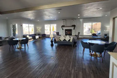 Photo 4 - Clarion Inn Idaho Falls Riverfront