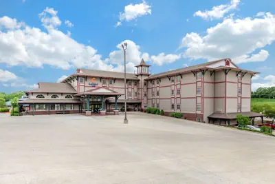 Photo 2 - Comfort Inn Warrensburg Station