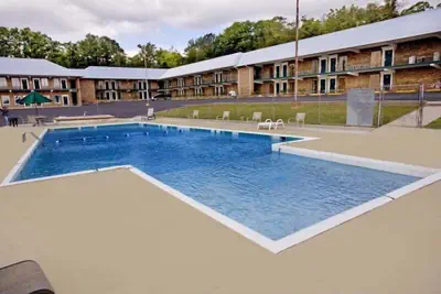 Photo 2 - Extended Stay Suites Cookeville - Tennessee Tech
