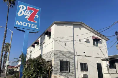 Photo 2 - Big 7 Motel Chula Vista I-5