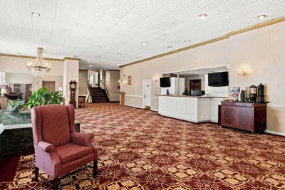 Photo 2 - Genetti Hotel, SureStay Collection by Best Western