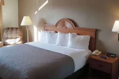 Photo 3 - Quality Inn Huntington University Area