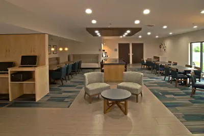 Photo 4 - Holiday Inn Express & Suites Evansville North by IHG