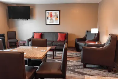 Photo 4 - Cobblestone Inn & Suites – Big Lake