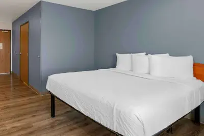 Photo 5 - Extended Stay America Select Suites - Cleveland - Airport