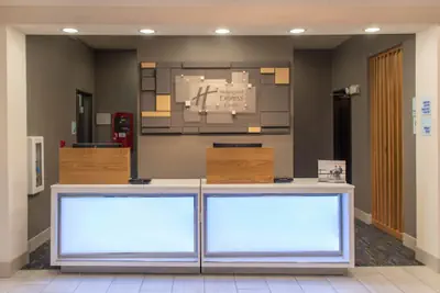 Photo 3 - Holiday Inn Express & Suites Temple - Medical Center Area by IHG