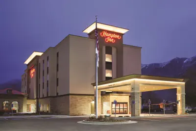 Photo 2 - Hampton Inn Brigham City