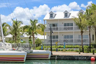 Photo 2 - The Marker Key West Harbor Resort