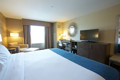 Photo 4 - Holiday Inn Express Fargo SW - I-94 Medical Center by IHG