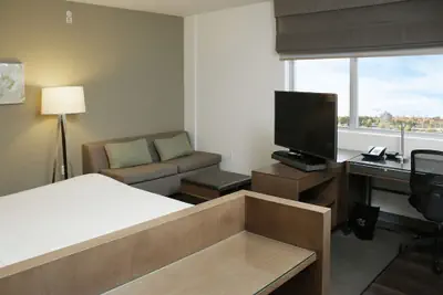 Photo 5 - Element by Marriott Miami Doral