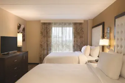 Photo 5 - Embassy Suites Oklahoma City Downtown/Medical Center